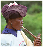 Pfeife rauchende Xhosa Frau